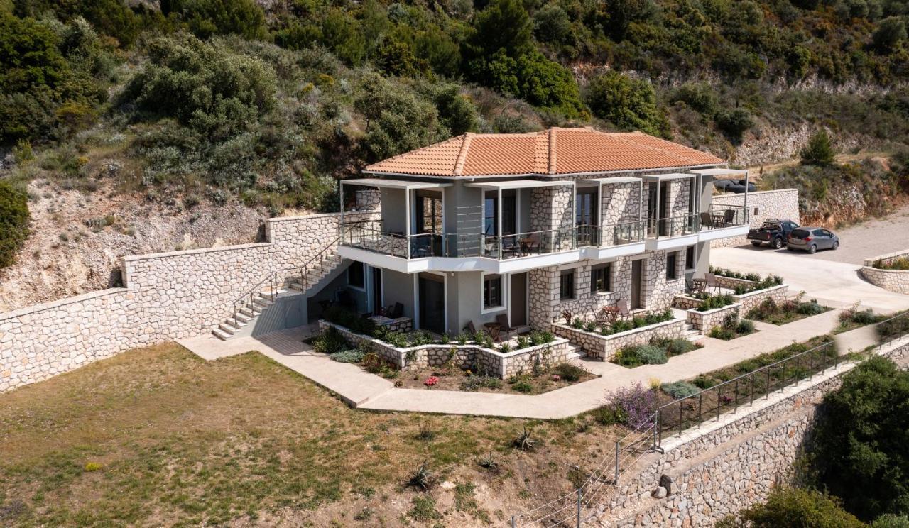 Melikiron Luxury *